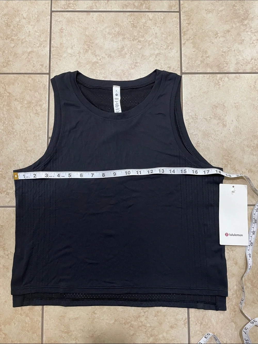 Lululemon Train to Be Tank Top Size 6 - Picture 2 of 7